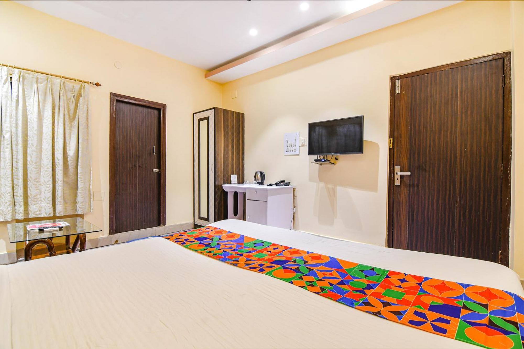 Fabhotel Aayash - Nr City Center Metro Station Колката Екстериор снимка