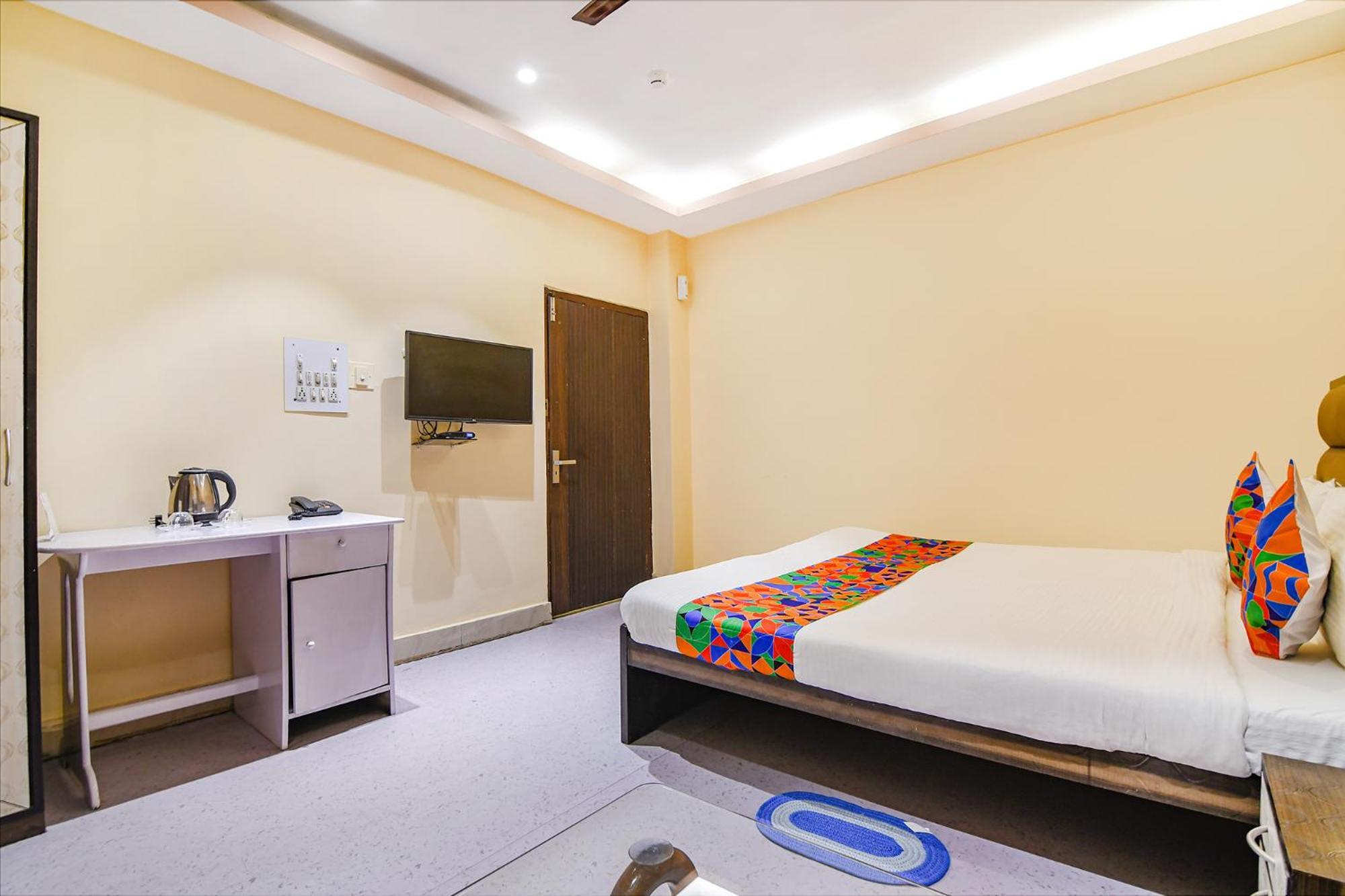 Fabhotel Aayash - Nr City Center Metro Station Колката Екстериор снимка