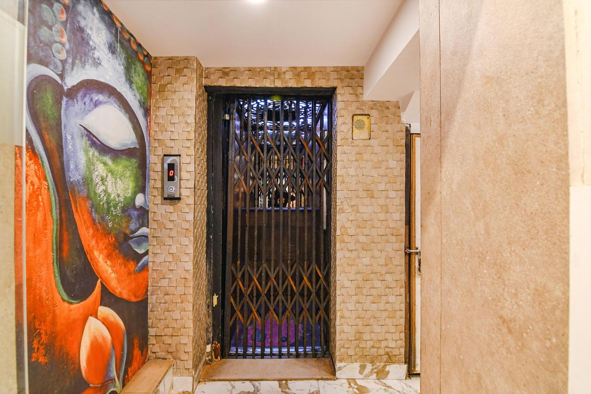 Fabhotel Aayash - Nr City Center Metro Station Колката Екстериор снимка