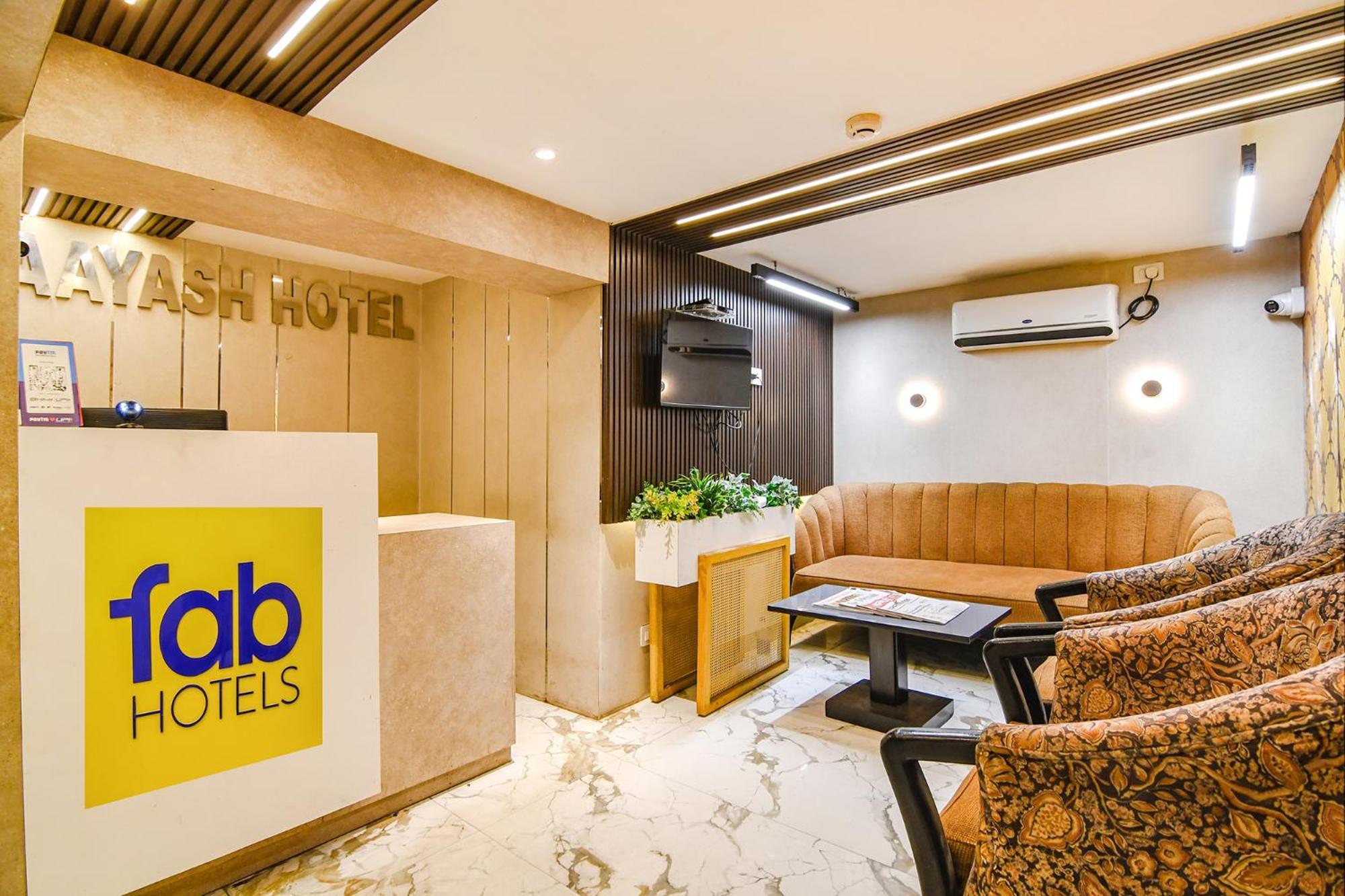 Fabhotel Aayash - Nr City Center Metro Station Колката Екстериор снимка